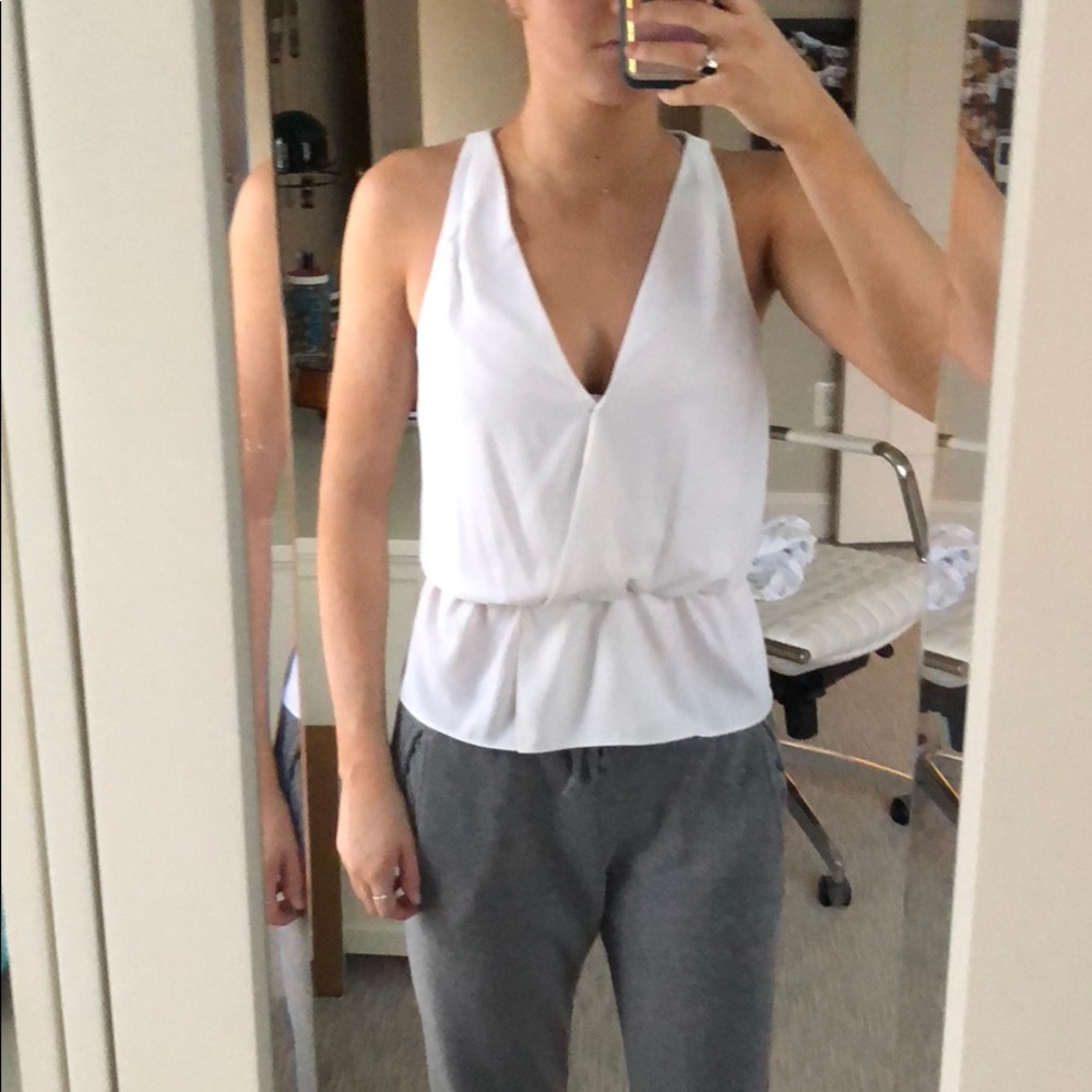 While Blouse